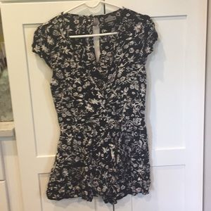 Cute summer romper in classic black and white